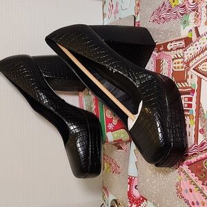 Katty Perry black Hills